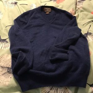 Navy blue cashmere sweater